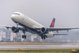 Delta Air Lines to Allow Passengers Banned for Mask Violations to Fly Again