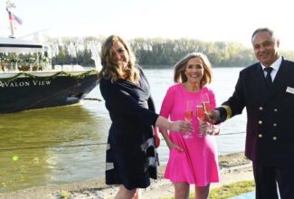 Meredith Vieira Christens Avalon Waterways’ Avalon View