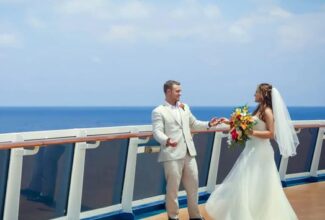 Carnival Cruise Line to Bring Back Weddings, Vow Renewals at Sea