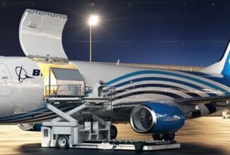 World Star Aviation buys 30 Boeing 737-400Fs