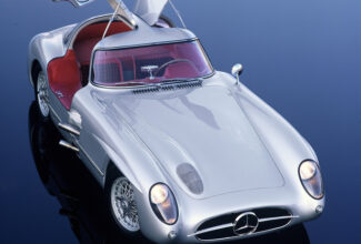 Mercedes just sold a very rare 1955 SLR coupe for a record $142 million