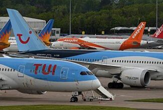 Airport chaos continues: TUI asks passengers to bring their own food and drink onboard