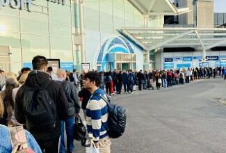 ‘World’s longest queue’ hits Birmingham airport as UK flight chaos continues