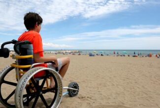 10 Accessible beaches across the US and Canada