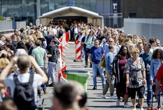 Amsterdam’s Schiphol airport compensates passengers for missed flights