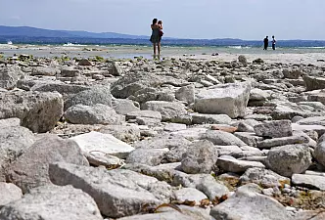 At Italy’s largest lake tourists shocked by how much it has shrunk