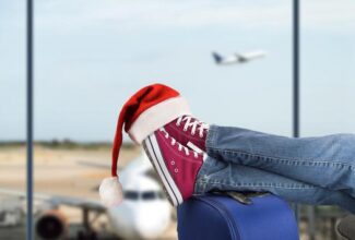 Tips for Booking Your 2022 Holiday Season Flights