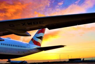 British Airways pilot announces Queen Elizabeth II's death mid-flight