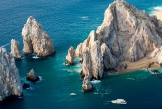 Cancun, Los Cabos and Puerto Vallarta Lead Mexico's Tourism Recovery