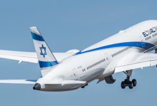 El Al Resumes Flights as Israeli Airspace Reopens