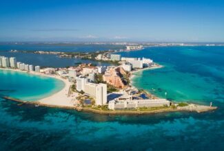 Cancun Beaches Now Free of Annual Seaweed Problem