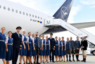 Lufthansa celebrates Oktoberfest with special menu and dirndl crews