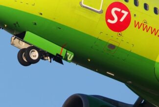 Russia’s S7 Airlines in Advanced Settlement Talks Over Detained Jets Following Ukraine Invasion