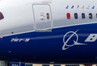 FAA forces Boeing to halt 787 Dreamliner deliveries once again