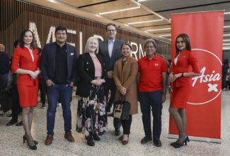 AirAsia X resumes flights to Melbourne