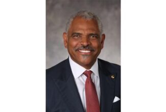 Arnold Donald Stepping Down From Carnival Corporation’s Boards of Directors