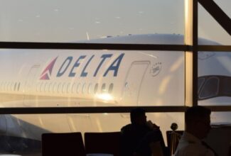 Delta pilots give backing for strike action in ongoing pay talks