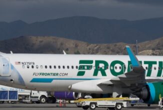 Frontier Airlines removes its customer service phone line