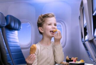 United Airlines Bringing Kids' Meals Back