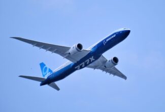 Boeing reports commercial orders and deliveries for 2022