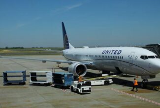 United Airlines Announces Leadership Change and Eco-Friendly Investments