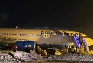 Pobeda Boeing 737 collides with a snowbank during takeoff in Russia