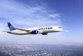 United Airlines Rolls Out New Gourmet Complimentary Snacks