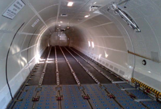 Aeronaves continues freighter fleet expansion with a 737-400SF