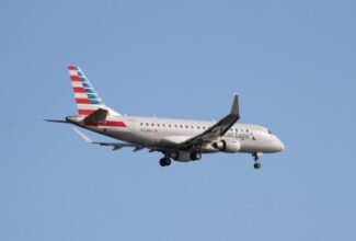 American Airlines announces succession plan after Derek Kerr's retirement