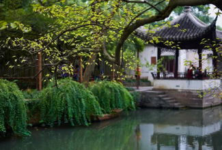 Visit China’s Jiangsu province for its ancient gardens, beautiful waterways and delicious cuisine