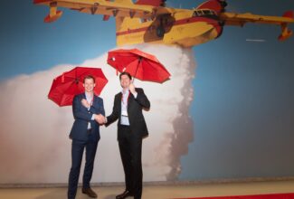 De Havilland Canada builds strategic partnership with Fokker Services