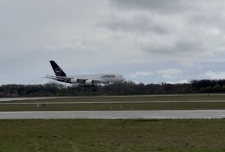 Lufthansa’s first reactivated A380 returns to Munich