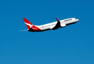 Qantas and Airbus invest in new refinery that will turn sugar into fuel