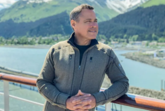 Renowned Wildlife Biologist Jeff Corwin to Host Alaska Cruise with Princess Cruises