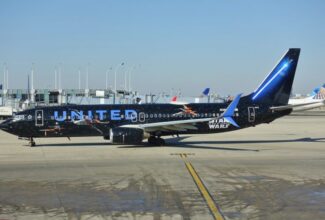 United Airlines posts $194 million loss in Q1 2023