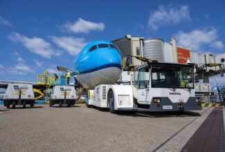 Air France KLM Cargo Takes Part in Sustainable Flight Challenge Assistance