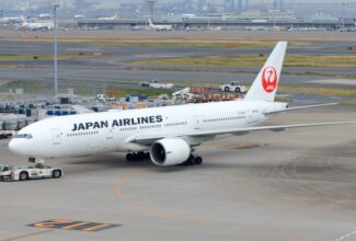 Japan Airlines Retires Second-to-Last Boeing 777-200ER