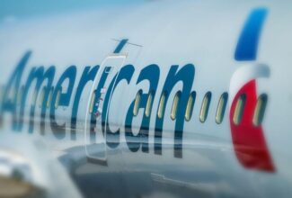 Florida Couple Arrested After Refusing to Deplane from American Airlines Flight Amid Health Concerns