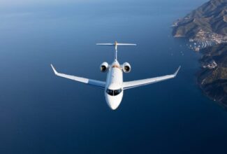 First Bombardier Challenger 3500 Business Aircraft Arrives in Europe