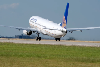 Flight Between Chicago's O'Hare and Midway Airports Start