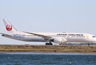 Japan Airlines Announces Plans to Order Airbus A321neo and Boeing 787s at Paris Airshow