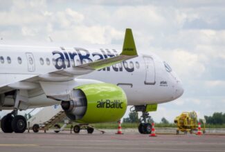 AirBaltic Accelerates Fleet Expansion with Order of 30 Airbus A220-300s at Dubai Airshow 2023