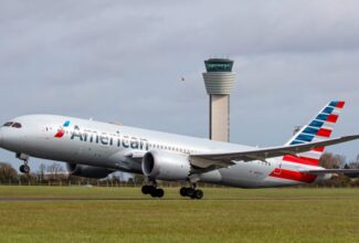 Jetbridge Collapse Results in Door Ripping off American Airlines 787-8