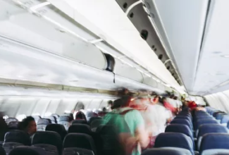 Here’s How Social Media Users Think You Should Exit a Plane