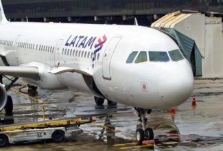 LATAM Airbus A321 Incident: Runway Skid in Florianópolis, Brazil