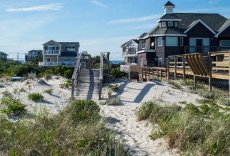 Latest Research Unveils the Most and Least Costly Beachfront Getaway Locations