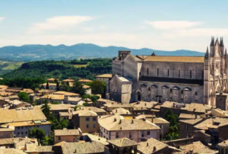 Explore the Enchanting Beauty of Orvieto, Italy