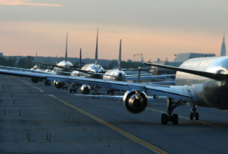 FAA Extends Slot Waiver for New York Airports Amid Air Traffic Controller Shortage