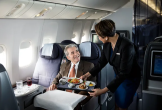 Airlines With the Most, Least Expensive First Class Tickets