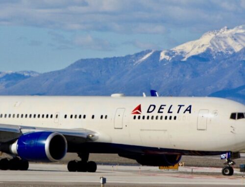 Ceiling Panel Dislodges Mid-Flight on Delta Airlines: Passenger Captures Viral Moment